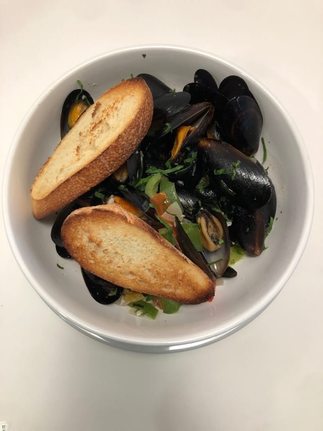 Mussels Fra Diavlo (Half).