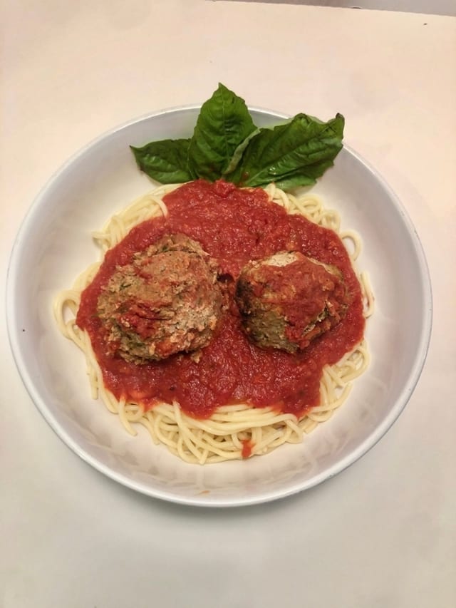 Spaghetti w/ Meatballs (Full).